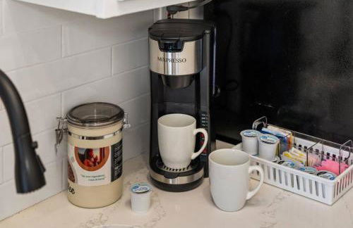 Charming 2BR Philadelphia Retreat with Free Parking - Foto 11