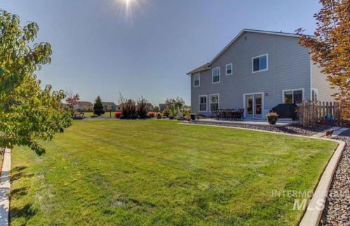 Spacious 4BR Retreat-Lush Garden - Foto 44