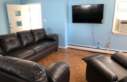 Beach Front on the Bay in our Rustic, Pet Friendly Cottage home - Photo 11