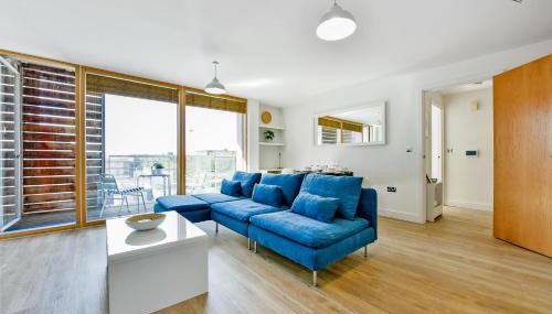 The Vizion serviced apartments from Pincott Properties - free parking, private balcony, and WiFi - Foto 2