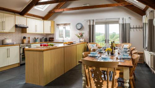 The Old Farmhouse - Photo 5