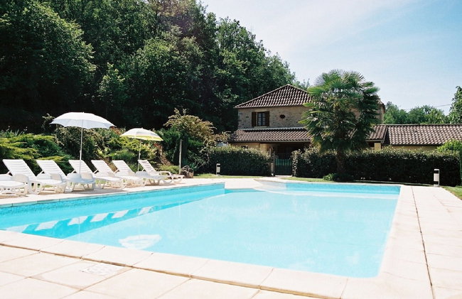 Chic Holiday Home in Siorac-en-perigord With - Foto 28