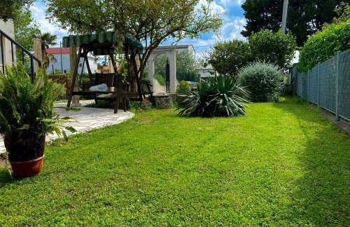 Jolie Ann Marie apartment - Photo 2