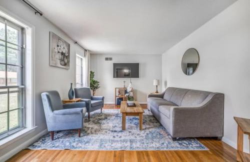 Fenced Yard Centrally Located-Parkway Village Pad - Foto 1