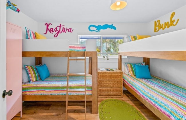 11431 Dickey Lane-kaztiva 3 Bedroom Home by RedAwning - Photo 2