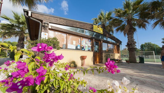 Sporting Club Village - Foto 2, Rezeption