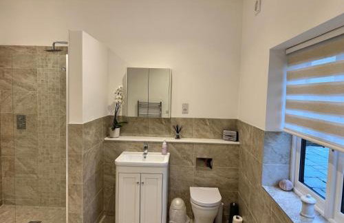 North Farm fits 1-6 people - Photo 2