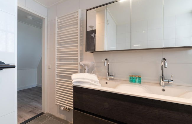 Design Apartment in Zeeland With its own Wellness - Photo 66