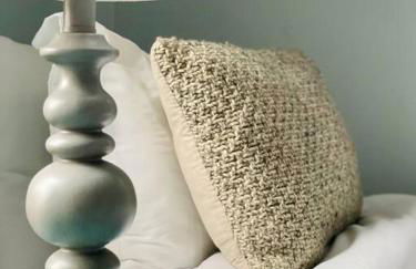 Green Roof Inn - Centrally Located 2BR/1BA Home - Foto 11