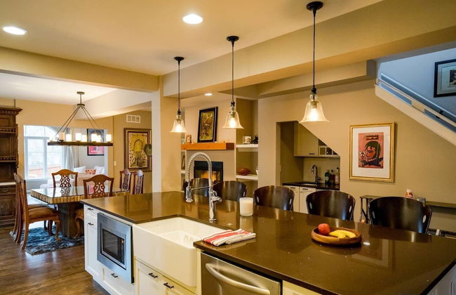 Time Capsule Tudor A Modern Family Getaway - Photo 15