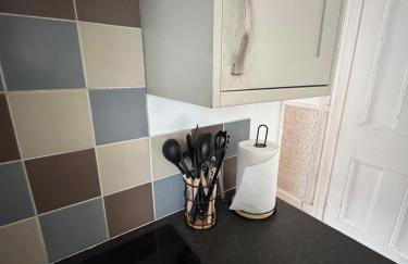 Tranquil 3BR in Portsmouth - Photo 14