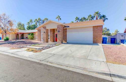 Arcade game room, 2 king beds, ev chargers - Foto 28