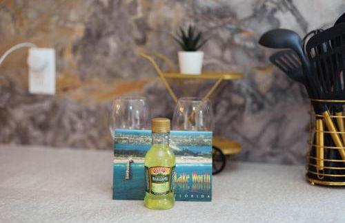 Spacious 3br 2ba Cottage Steps to Water & Downtown - Foto 45