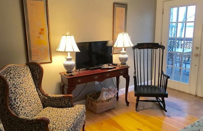 Clamshell By The Sea - Photo 9