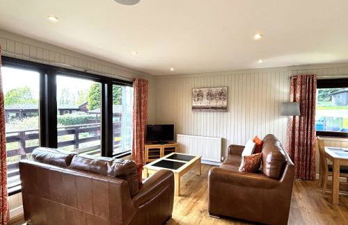 Bluebell Lodge 9 with Hot Tub - Photo 9