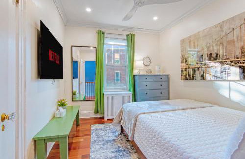 Brooklyn Gem 3 Blocks to Prospect Park - 3 King Beds 1 Queen, Free parking, - Foto 7