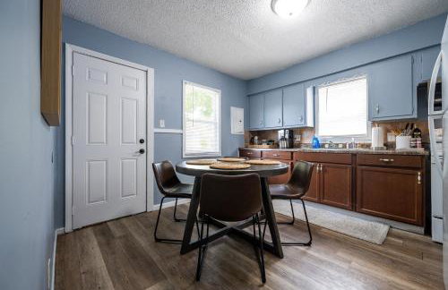 Affordable, Quaint Retreat! 5 Mins to Downtown - Photo 34