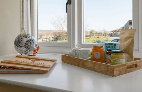 Dorset Farmhouse - Photo 12