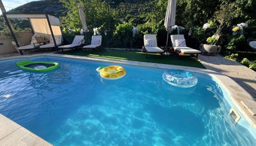 Luxury Villa Ivona Pool, Jacuzzi, Sauna & Privacy - Foto 2, sunbed, Garden view