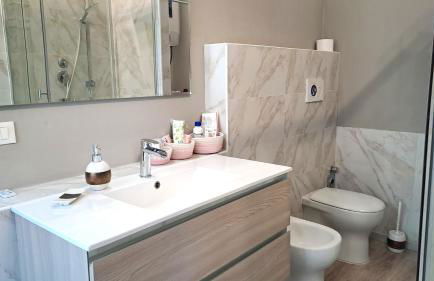 Porta Susa centro, balconi, condizionato, wifii e parcheggio - Foto 28