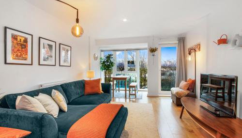 Stylish 2-Bed Apartment - Easy Access to London - Foto 4