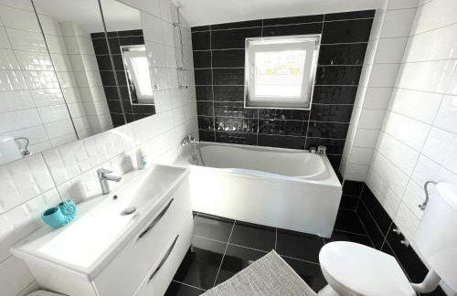 Private holiday house Villa SoulSet with garden and Pool Near Beach in Malinska, Krk - Foto 28
