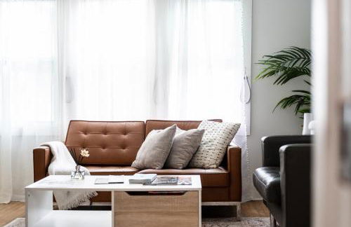 East Side Spa Retreat Near Lake - Foto 14