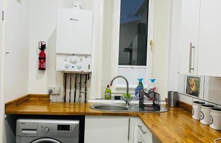 Entire Budget Friendly Apartment with Free Parking & Self Check-In - Photo 10