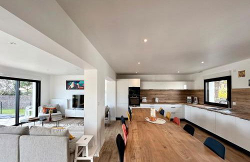 Superbe Villa à 200m de la plage tout confort avec piscine chauffée, couverte et spa - Foto 33