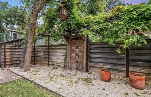 Walk to Zilker Barton Springs 5BR 3BA Villa Sleeps 14 - Foto 19