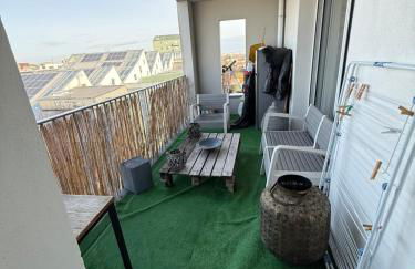 Cité du Vin 2 bedroom apartment - parking space - Foto 16