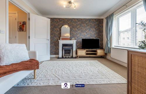 Last-Minute Escapes ! Summer Days l RTM Stay l 4 -Bed House By Finesse Stays Short Lets & Serviced Accommodation Wakefield With Parking, Contractors - Foto 41