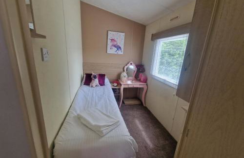 Lodge Sleeps 4 - Pet Friendly with Private Parking - Foto 11