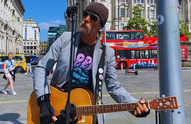 Private Early Bird Tour Liverpool City Intro & Beatles Highlights - Foto 4