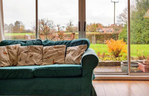 Finest Retreats - Cricketers Cottage - Photo 18