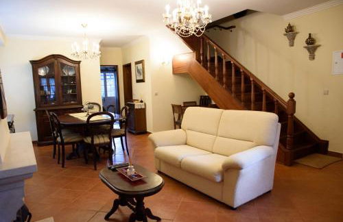 A Sobreirinha Jacuzzi e Pet Friendly - Foto 53