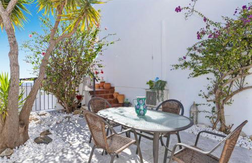 Sunny flat with pool by Costarentals - Ref 52 - Photo 34