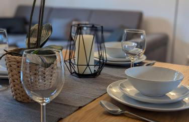 Moderne Ferienwohnung für bis zu 6 Personen - Netflix, PS4, Zentrumsnähe und mehr in Celle - Foto 1