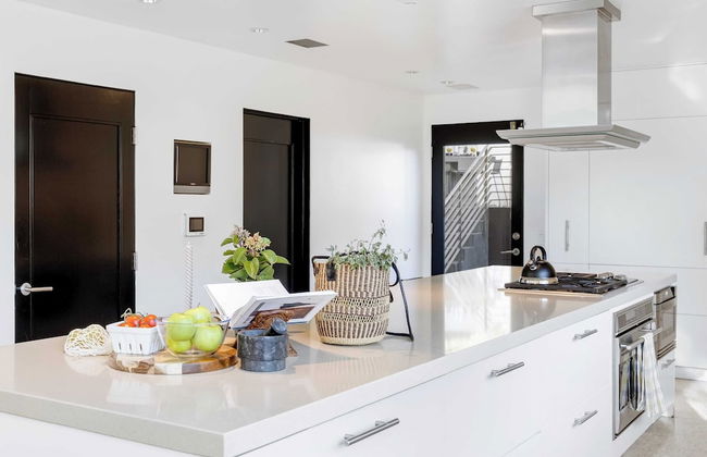 Kings Road West Hollywood Luxury Pool, Views, Firepit, Modern Design - Foto 13