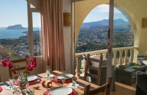 Casa Inca, Villa with heatable pool and top view atop Moraira El Portet - Foto 1