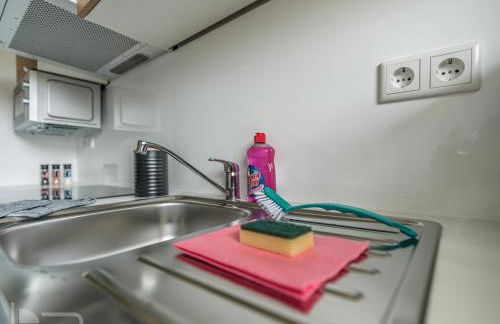 Voll ausgestattete Apartments mit Einzelbetten - Küche - WLAN - PKW-Parkplatz - Foto 56