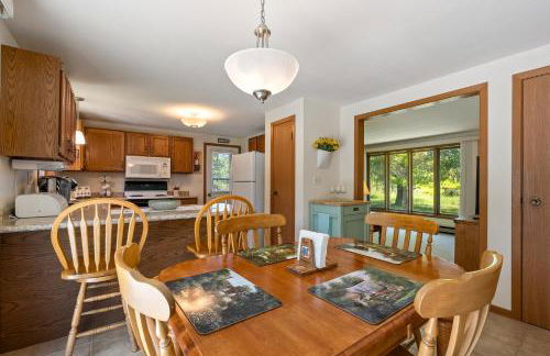 Wilderness Retreat by Simple Life Rentals - Foto 11