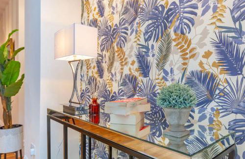 Luxury Spacious Flat For 4 Guests & Free Parking - Photo 10