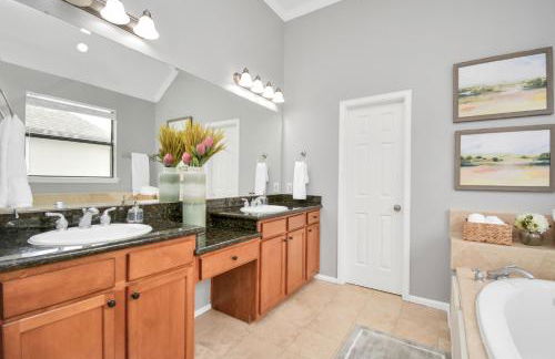 3BR 3Ba Upscale Luxury Home in The Heights - Foto 11