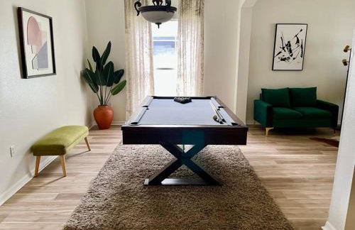 Spacious 5BR Private Home, Private Pool & Salt Water Spa, Minutes from Beaches - Foto 12