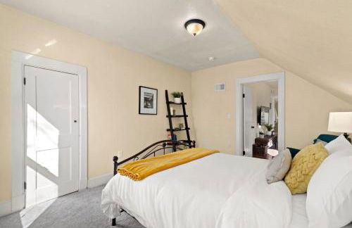 Cozy Victorian Cottage in the Heart of Old Town! - Foto 52