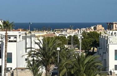 BEAUTIFUL RENOVATED 1 BEDROOM APARTMENT WITH ACCESS TO 4 POOLs - Foto 12