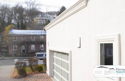 Piermont Waterfront Villa! - Photo 76