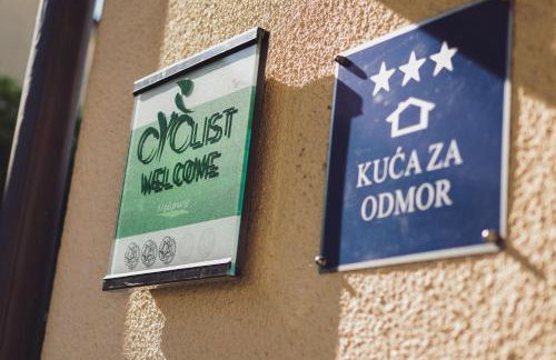 Kuća za odmor BARBARELLA - prostrani 2BR apartman, parking & WiFi - Foto 12