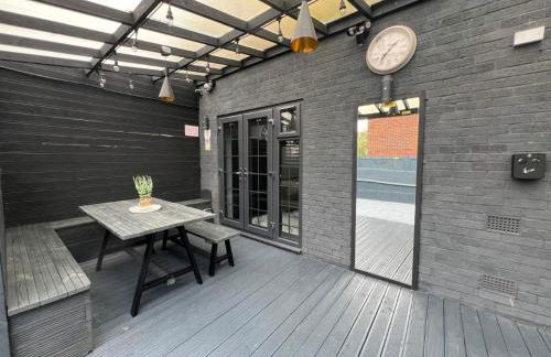 Urban Escape 4BedRoom House- With Free private Parking - Birmingham City - Foto 47